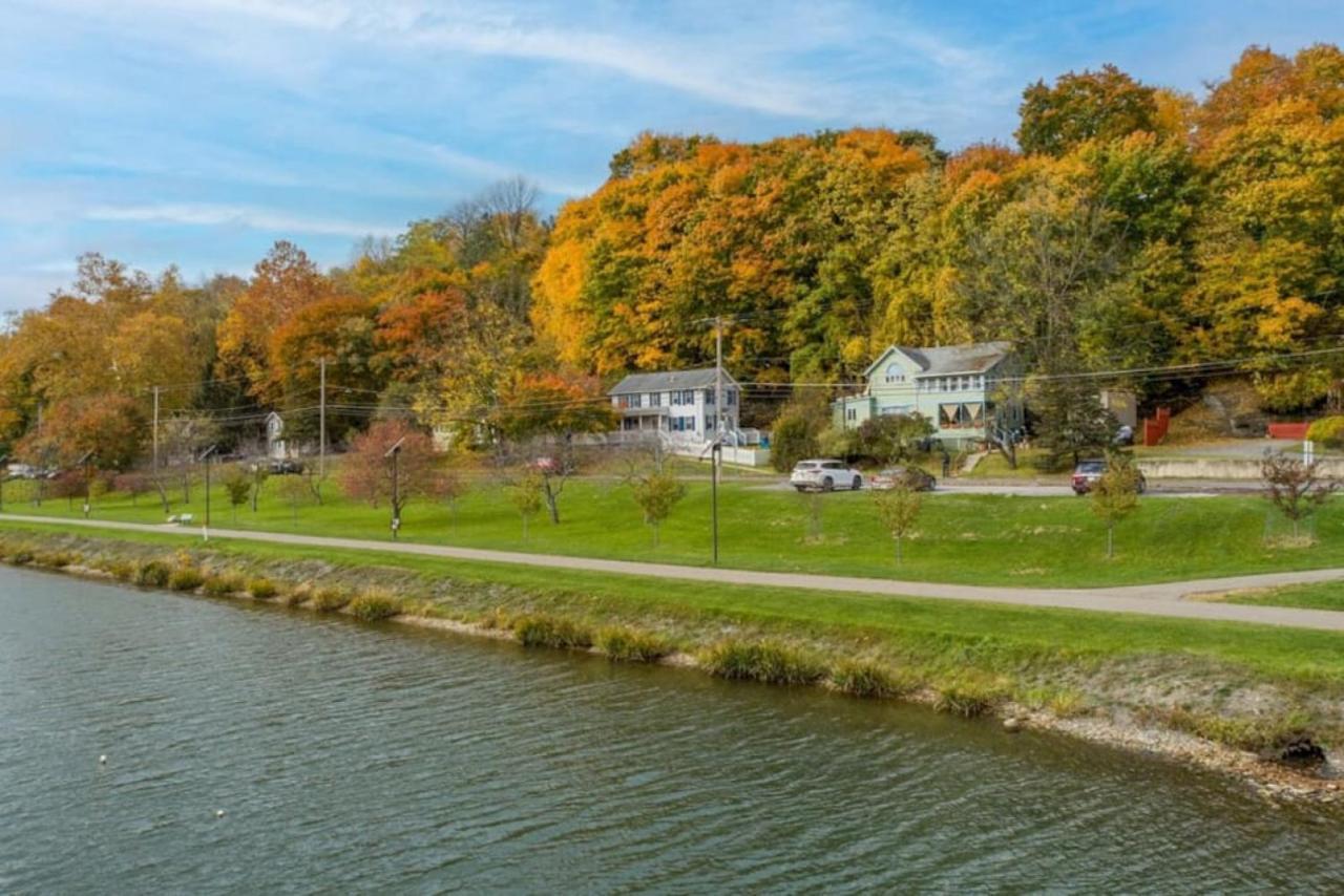 River Front Home In The Heart Of Ithaca Zewnętrze zdjęcie