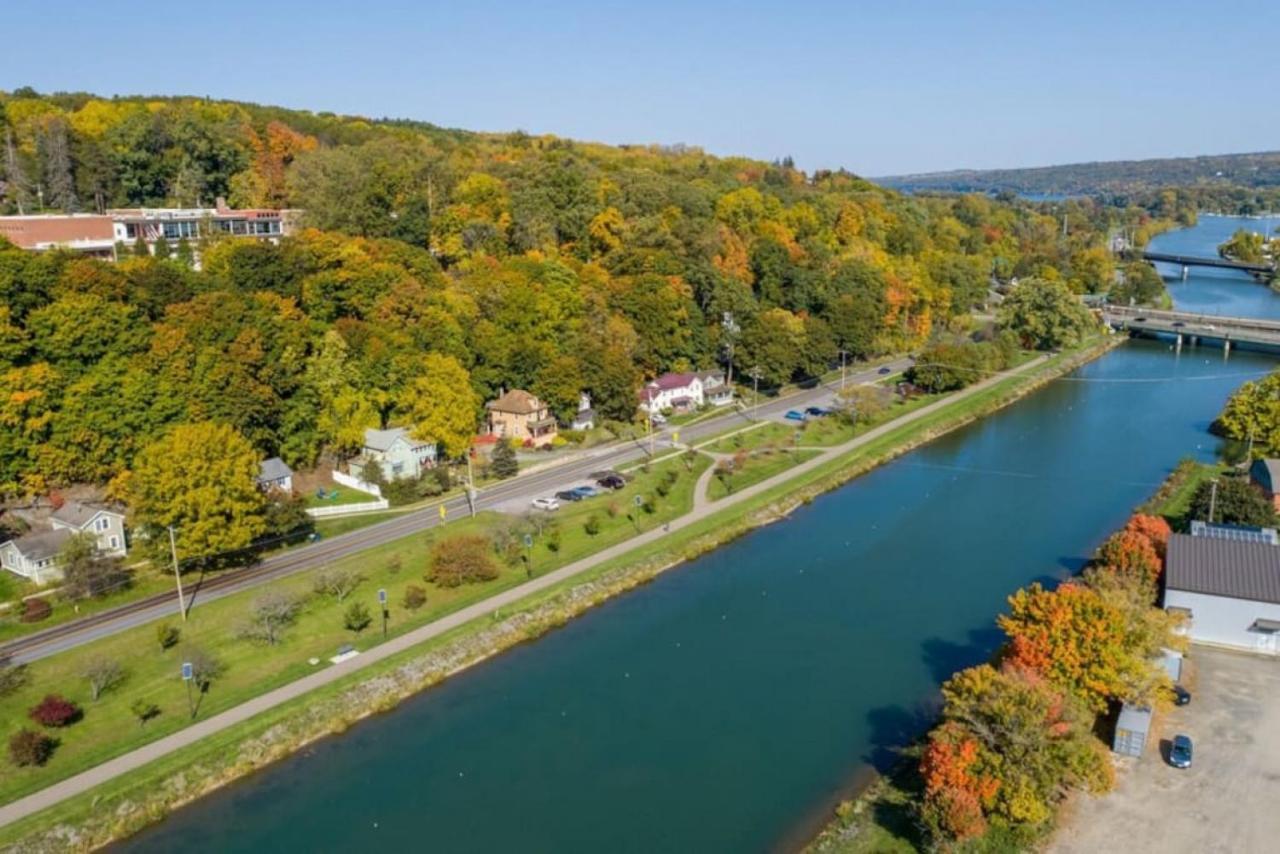 River Front Home In The Heart Of Ithaca Zewnętrze zdjęcie